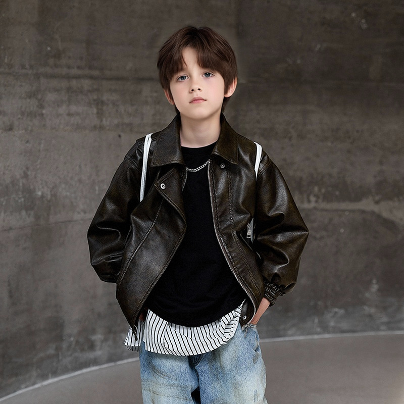Boys Dark Green Waterproof Win - đánh giá và giá Streetwear Brand Photography