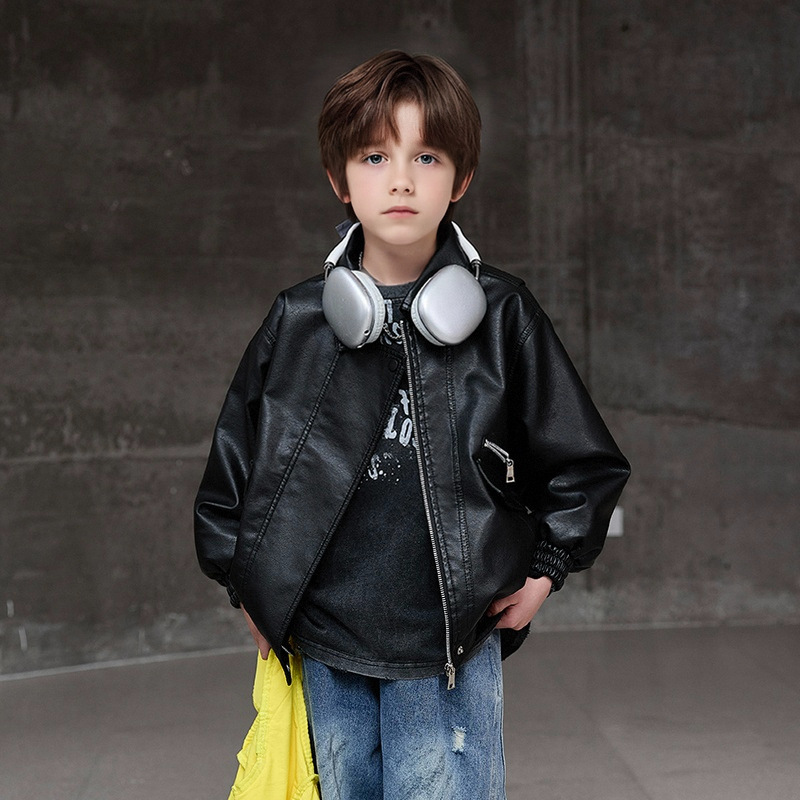 Boys Dark Green Waterproof Win - đánh giá và giá Streetwear Brand Photography