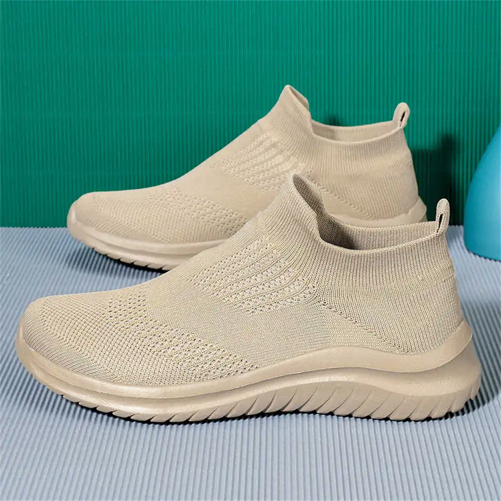 Beige Soft New Novelty Tennis  - đánh giá và giá Streetwear Brand Italy
