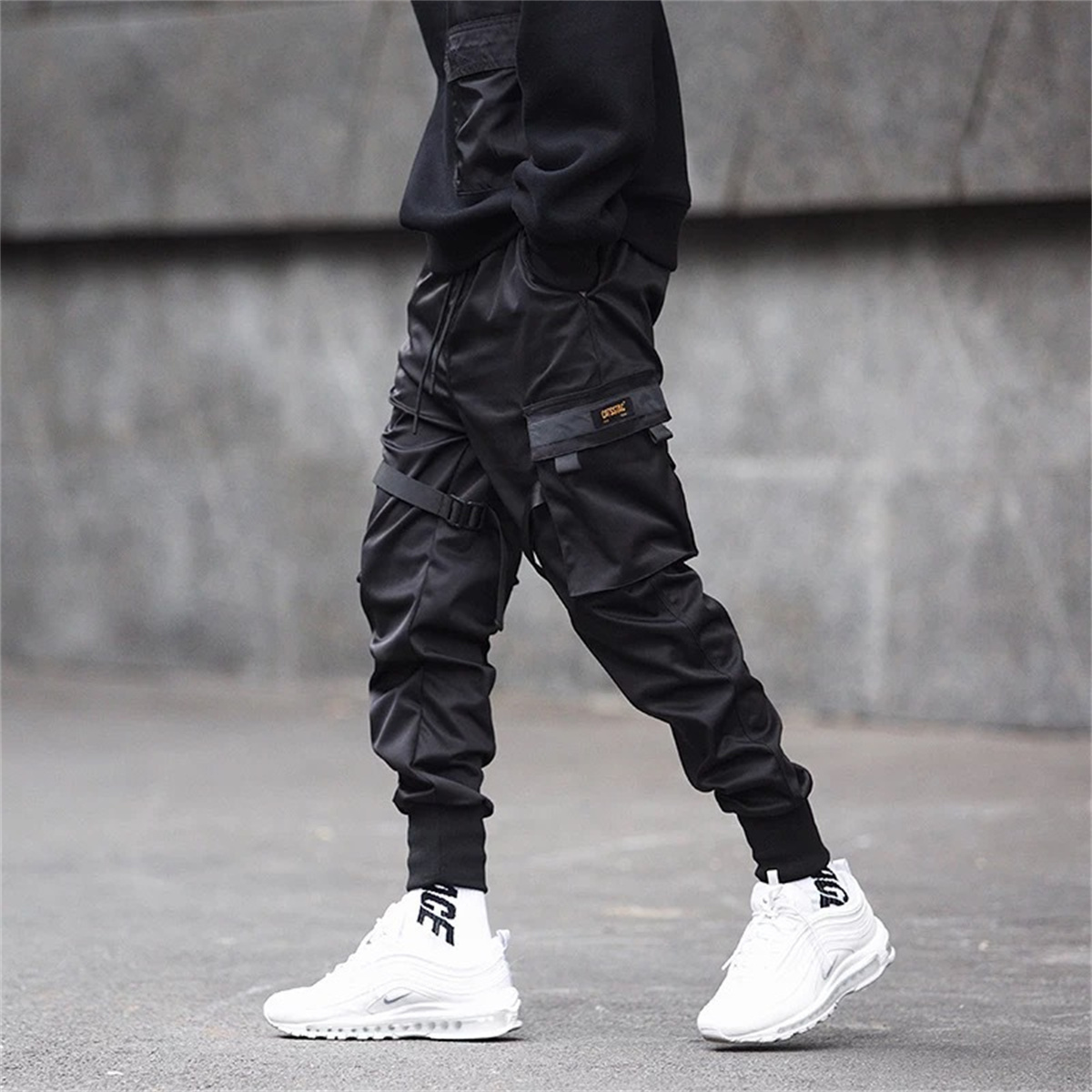 Black Hip Hop Cargo Pants Summ - đánh giá và giá Streetwear Brand Marketing