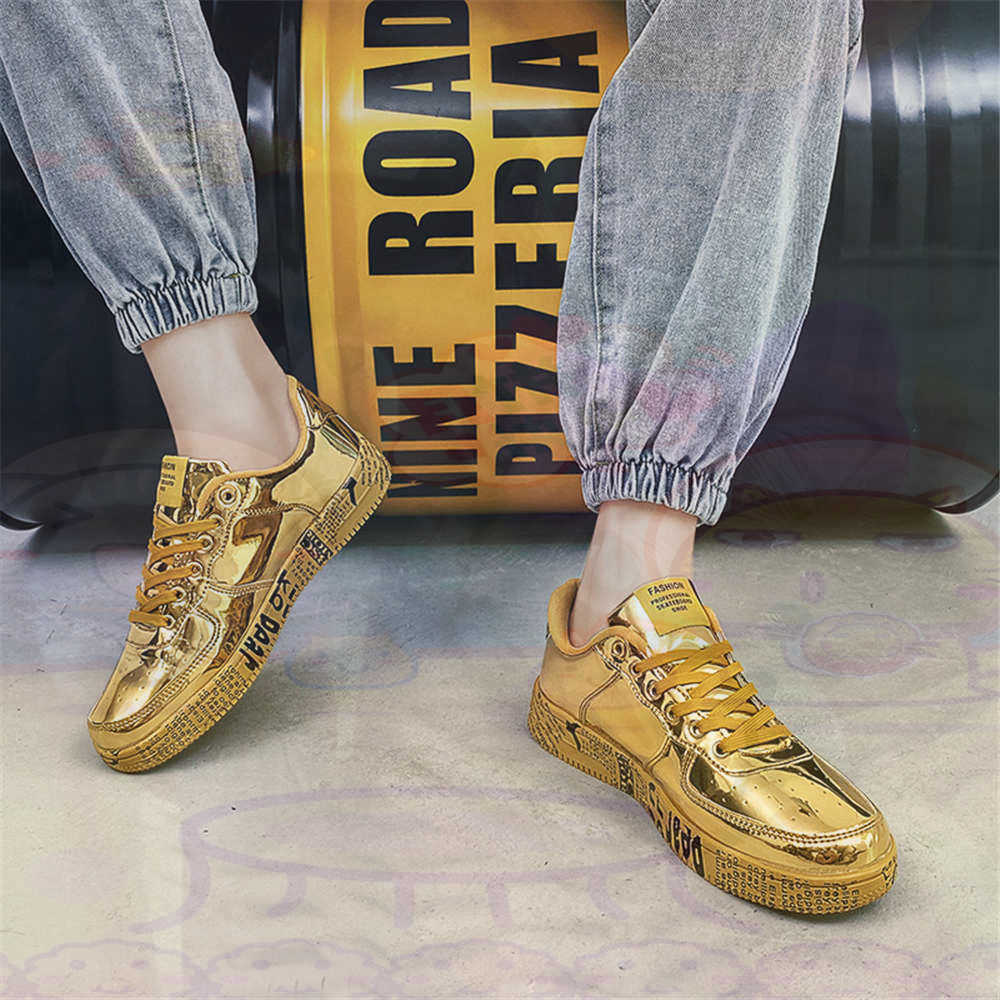 Round Foot Size 45 Sneakers Wh - đánh giá và giá Streetwear Brand Italy