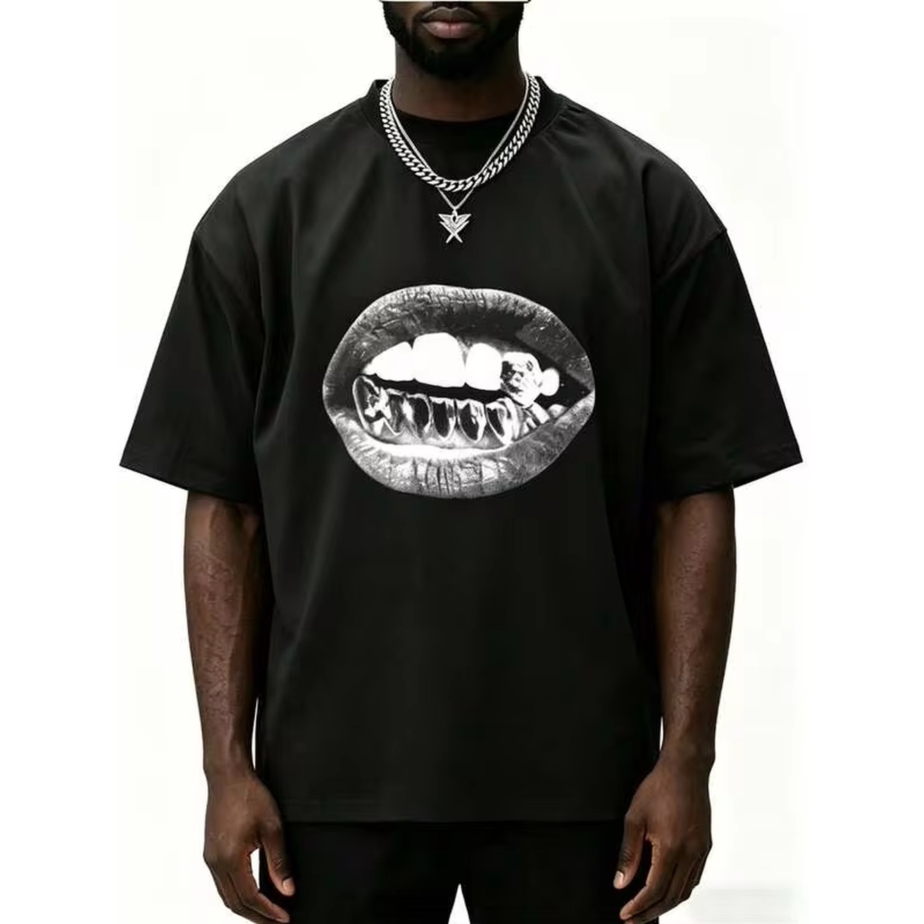 Oversized Loose Fit Black & Wh - đánh giá và giá Streetwear Brand Italy